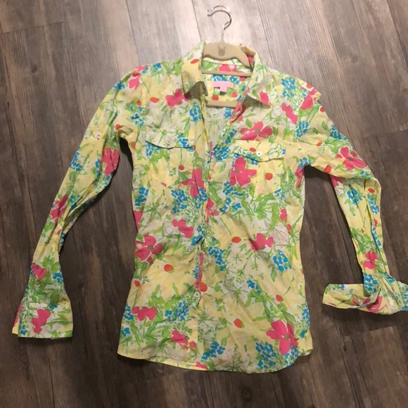 Lilly Pulitzer button down - Picture 1 of 6